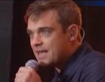 Robbie Williams, concert gratuit în Berlin (VIDEO)