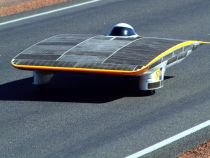 Cursă inedită. 32 de automobile solare participă la World Solar Challenge 2009