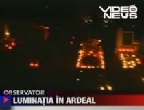 Luminăţia a aprins Ardealul. Românii creştini îşi pomenesc morţii (VIDEO)