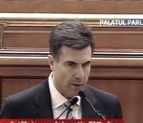 Premierul desemnat Lucian Croitoru recită versuri de Lucian Blaga, în Parlament (VIDEO)