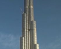 Burj Dubai, cel mai înalt zgarie-nori din lume, va fi inaugurat pe 4 ianuarie (VIDEO)