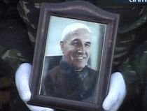 Gheorghe Dinică a fost înmormântat cu onoruri militare, la Cimitirul Bellu (VIDEO)