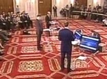 Faptele bune ale candidaţilor Antonescu, Băsescu şi Geoană (VIDEO)

