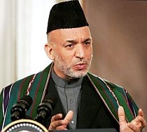 Karzai dă afară din ţară companiile private de securitate 
