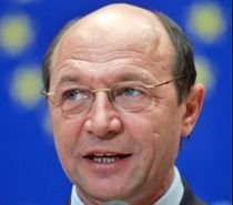 Partidul Civic Maghiar îl susţine pe Traian Băsescu
