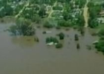 Furtuni şi inundaţii în America de Sud: 12 oameni au murit şi peste 20.000 şi-au părăsit locuinţele (VIDEO)