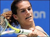 Amelie Mauresmo se retrage din tenis, la vârsta de 30 de ani