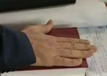 Jurăminte pe Biblie. Băsescu: nu am lovit copilul cu pumnul. Geoană: Nu am promis favoruri nimănui (VIDEO)
