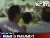Parlament sau ring de box? Politicienii argentinieni s-au luat la bătaie (VIDEO)