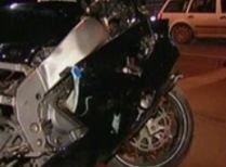 Accident, în Sectorul 3 al Capitalei: Motocicleta condusă de o tânără s-a ciocnit cu o dubiţă (VIDEO)