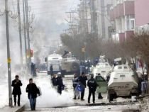 Turcia. Confruntări violente între poliţie şi manifestanţii kurzi