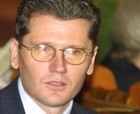 Liviu Negoiţă şi-a depus mandatul de premier