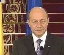 Băsescu: Premierul desemnat este Emil Boc. Trebuie să existe un guvern până pe 23 decembrie (VIDEO)
