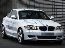 BMW prezintă un coupe Seria 1 electric (FOTO)