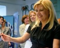 Colegii de partid doresc să blocheze prin vot secret accesul Elenei Udrea în Guvern 

