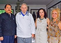 Castro, un partener...fidel. Liderul cubanez, fotografiat alături de tovarăşa sa de viaţă (VIDEO) 