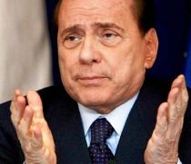 Berlusconi susţine un ofiţer de informaţii acuzat de poliţie politică
