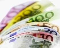 Euro, cotat oficial la 4,16 lei