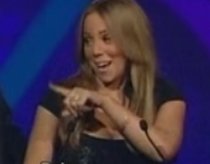 Mariah Carey, beată pe scenă? Cântăreaţa s-a făcut de râs la festivalul de film de la Palm Springs (VIDEO) 