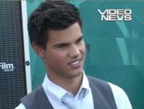 Taylor Lautner, cel mai bine plătit tânăr actor de la Hollywood (VIDEO)