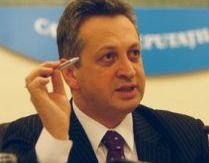 Relu Fenechiu va cere PD-L să îi invite pe liberali la guvernare