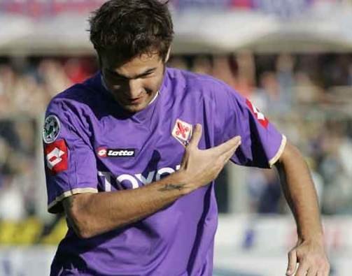 Cu Mutu în rol de dirijor, Fiorentina învinge Bari, 2-1. Rezultate Serie A (VIDEO)