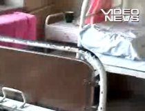 Cum arată un spital românesc în 2010: Igrasie, mucegai şi mobilier ruginit (VIDEO)