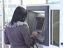 Tâlhărie la bancomat, în miezul zilei, pe bulevardul Magheru (VIDEO)