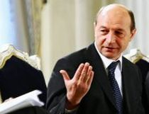 Băsescu vrea introducerea votului prin corespondenţă pentru românii din străinătate
