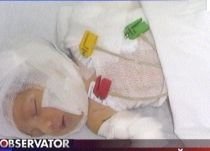 Bebeluşul uitat în incubator la Maternitatea Bucur poate fi luat, în sfârşit, acasă (VIDEO)