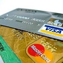 Europa: Cheltuielile cu cardul le vor depăşi pe cele cu cash 