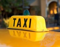 Atenţie la taxi! Protecţia Consumatorilor a dat amenzi de peste 150.000 de lei firmelor de taximetrie