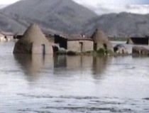 Turiştii izolaţi de inundaţii la Machu Pichu au fost salvaţi (VIDEO)