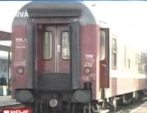 Un tren a rămas înzăpezit în judeţul Buzău, la 13 km de localitatea Făurei