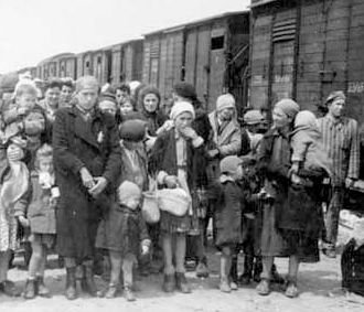 Compania Feroviară a Ungariei, acţionată în instanţă pentru implicarea în transportul evreilor la Auschwitz