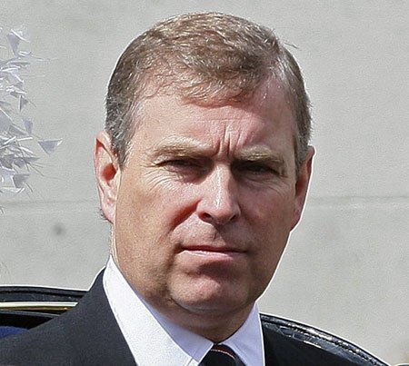 Prinţul Andrew al Marii Britanii a lovit un poliţist cu maşina