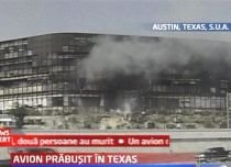 Un avion s-a prăbuşit peste o clădire din Austin, Texas. Actul ar putea fi intenţionat (VIDEO)