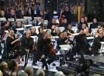 Scandal la Sanremo: Câştigătorii festivalului au fost huiduiţi de orchestră şi spectatori (VIDEO)