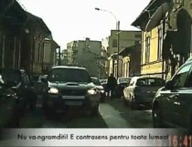 Maşină a corpului diplomatic filmată pe contrasens (VIDEO)