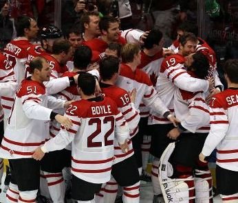 Canada încheie en-fanfare JO 2010, cu titlu la hochei pe gheaţă şi un record al medaliilor de aur