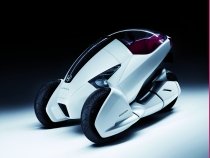 Honda a adus la Geneva conceptele urbane EV-N şi 3R-C, plus versiunea europeană a hibridului CRZ (FOTO)