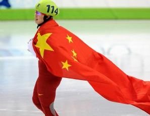 O medaliată cu aur la Vancouver, criticată în China pentru că nu a mulţumit ţării, ci doar părinţilor