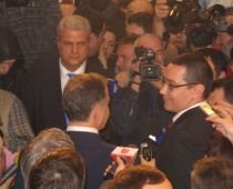 Ponta îşi ajută mentorul să recapete un nou mandat în fruntea CN: Votul meu merge la Năstase

