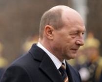Traian Băsescu nu acceptă titlul de membru de onoare al Academiei Oamenilor de Ştiinţă
