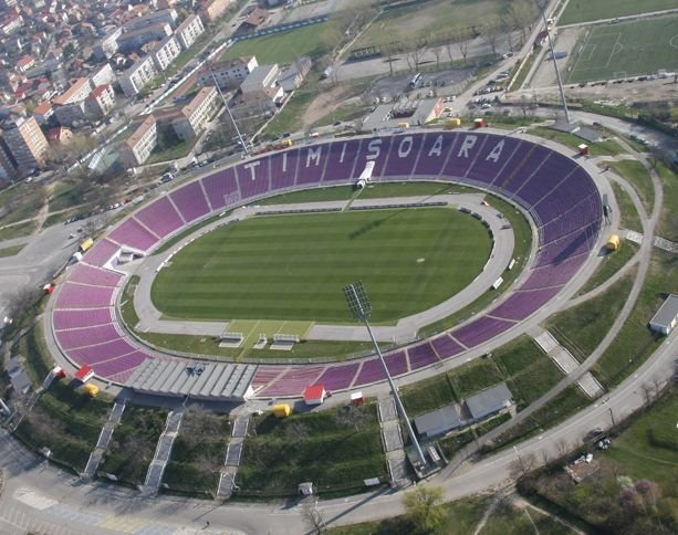 Doar trei stadioane din România pot găzdui meciuri în preliminariile CE 2012