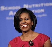 Michelle Obama cere giganţilor alimentari să facă produse sănătoase 