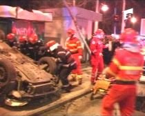 Bucureşti. Doi copii şi mama lor au fost răniţi de o maşină în timp ce se aflau pe trotuar (VIDEO)