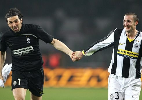 Lippi, sfătuit să se mai gândească dacă selecţionează jucători de la Juventus pentru CM 2010