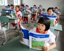 Masacru la o şcoală din China: Opt copii au fost ucişi de un medic cu probleme psihice