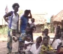 Peste 300 de civili, masacraţi de teroriştii congolezi (VIDEO)